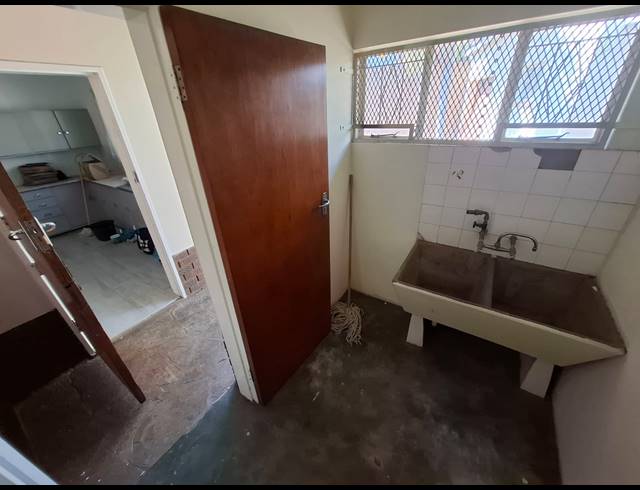 3 BEDROOM HOUSE FOR SALE IN QUEENSWOOD